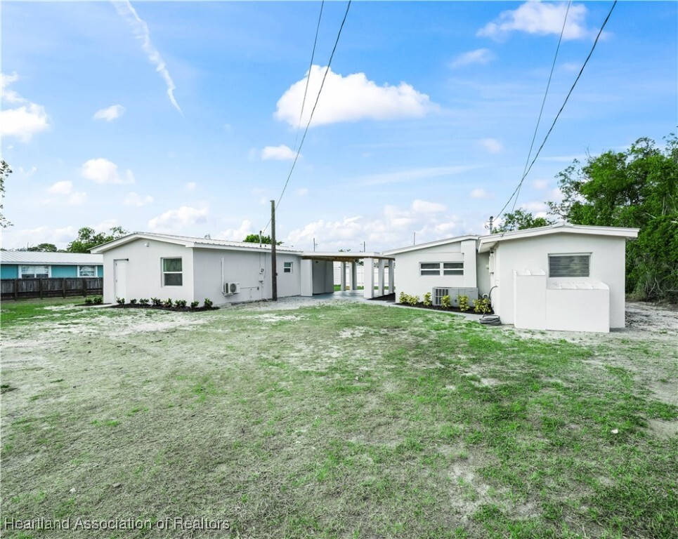 1802 E Claradge Avenue  Avon Park FL 33825 photo