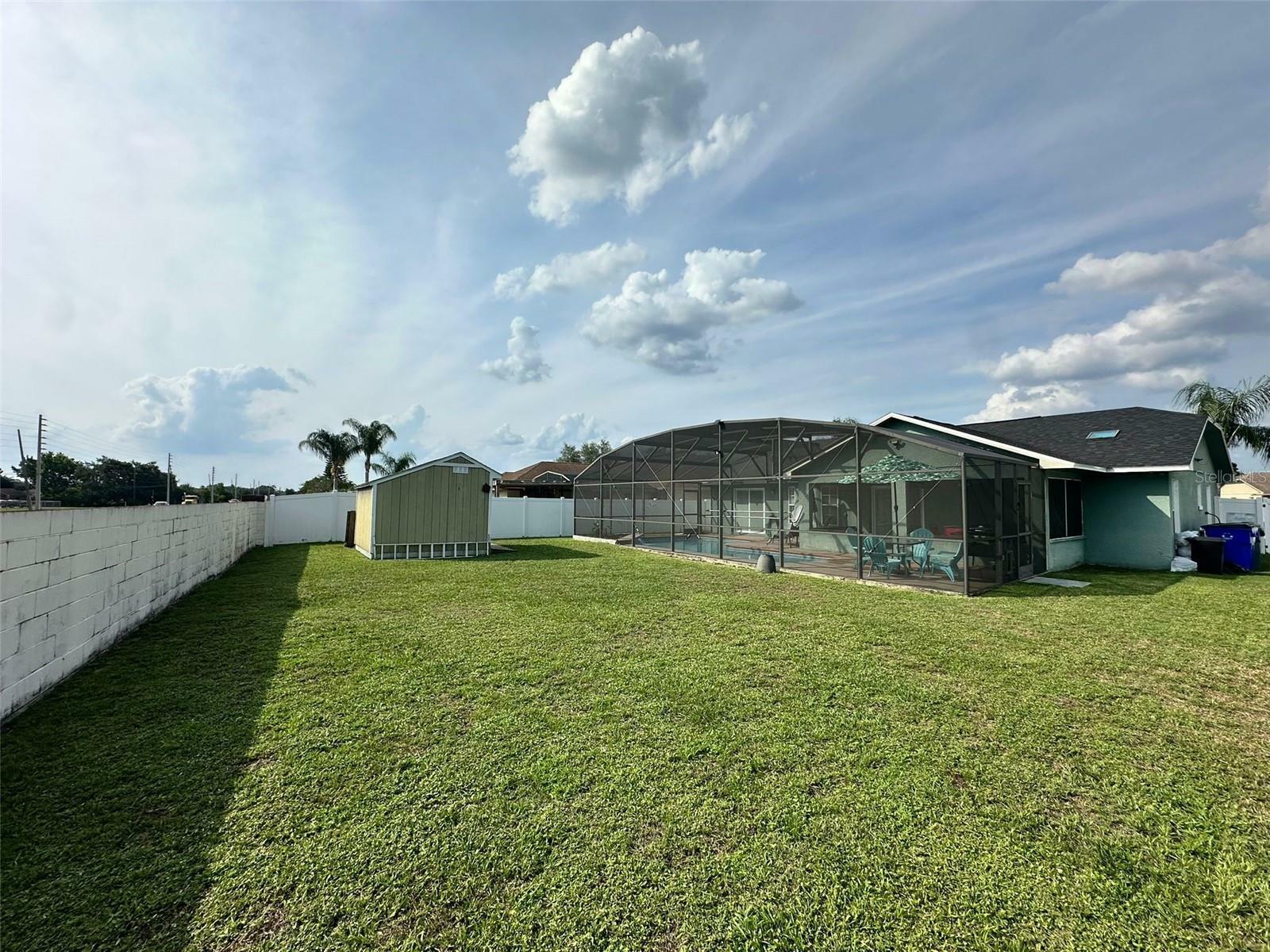 Property Photo: 2410 Sweetwater Boulevard FL 34772