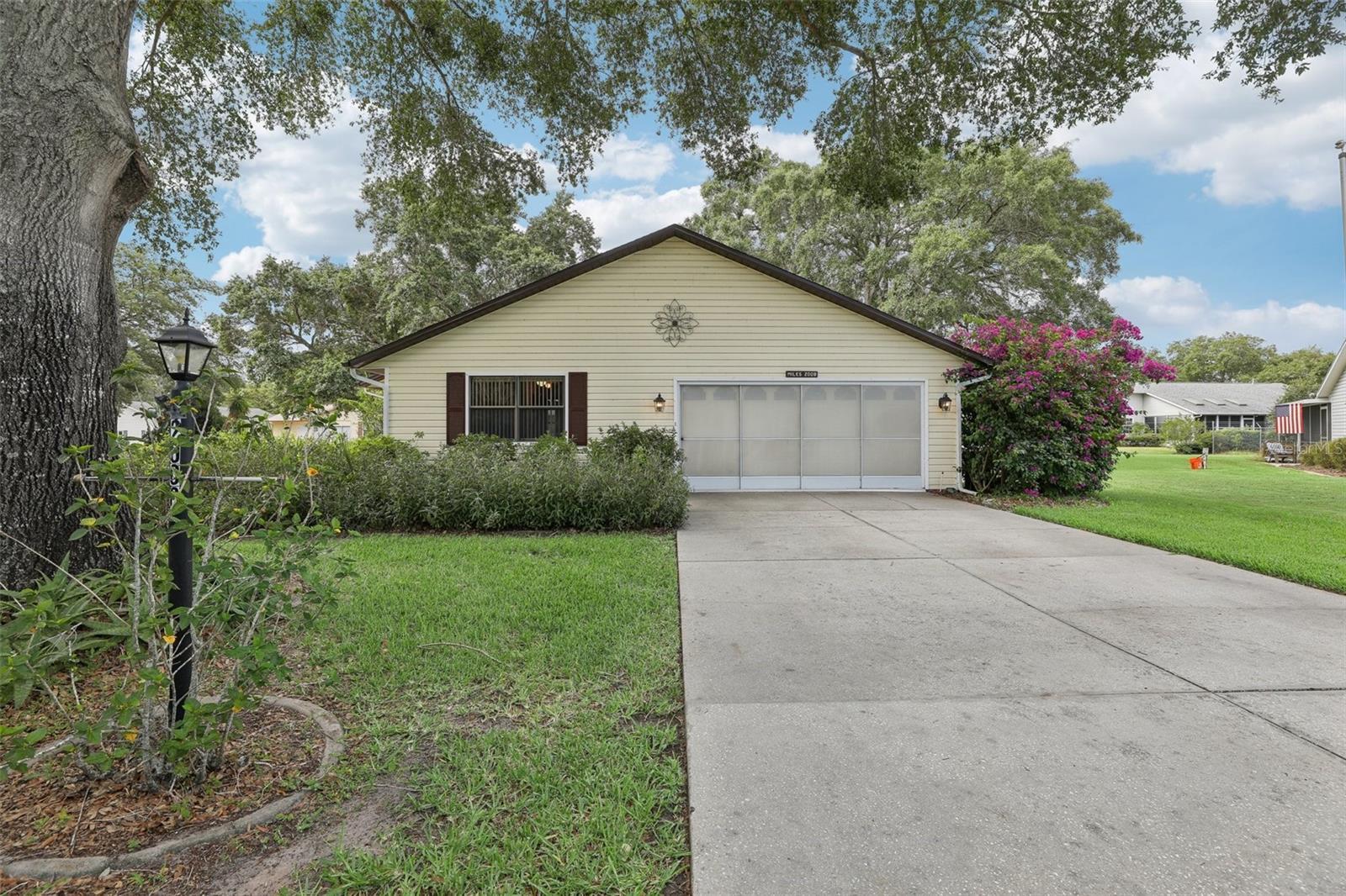 Property Photo:  2008 Tweed Court  FL 34788 