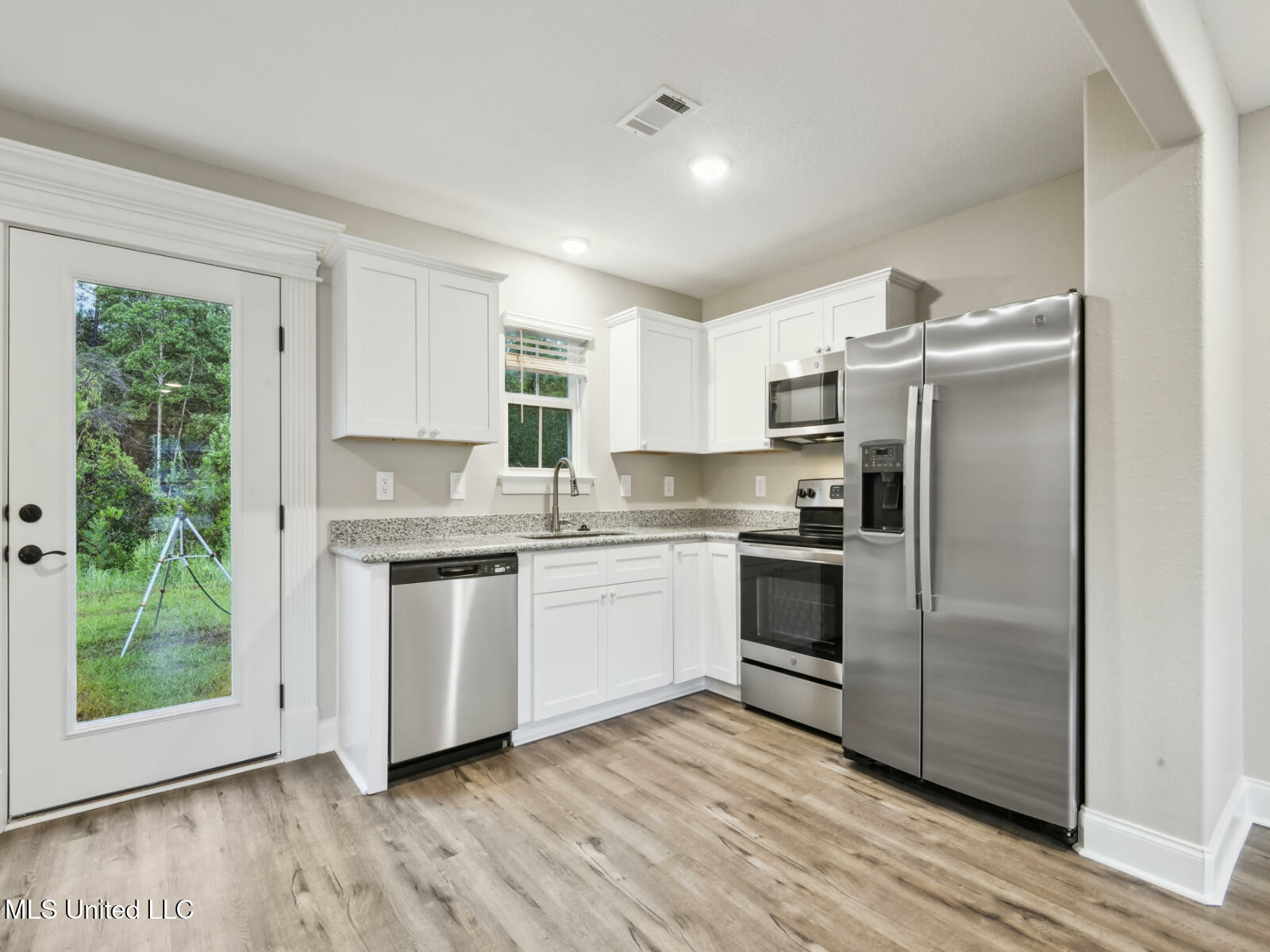 Property Photo: 13418 George Avenue MS 39503