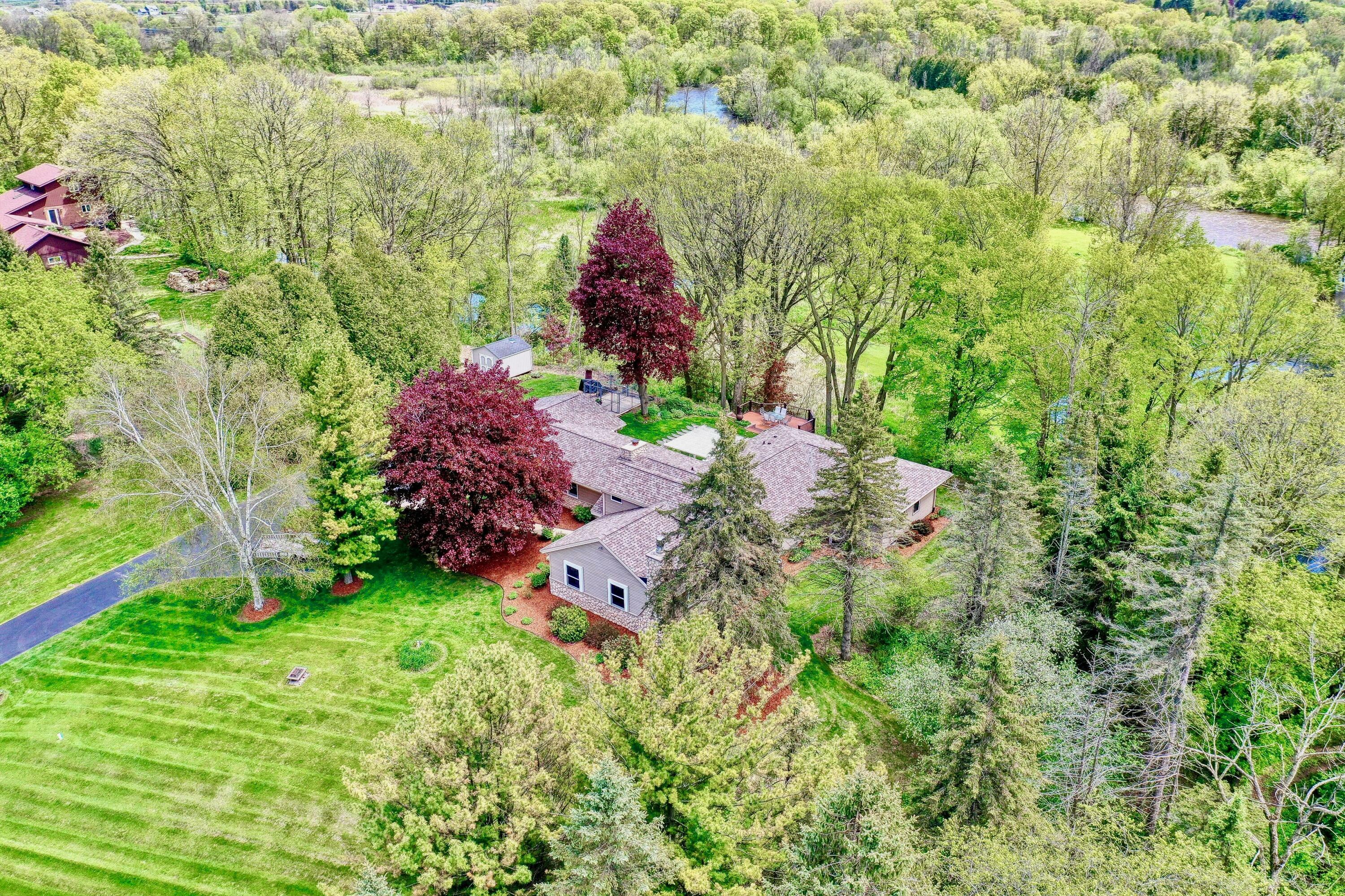 Property Photo:  1559 River Bend Rd  WI 53024 