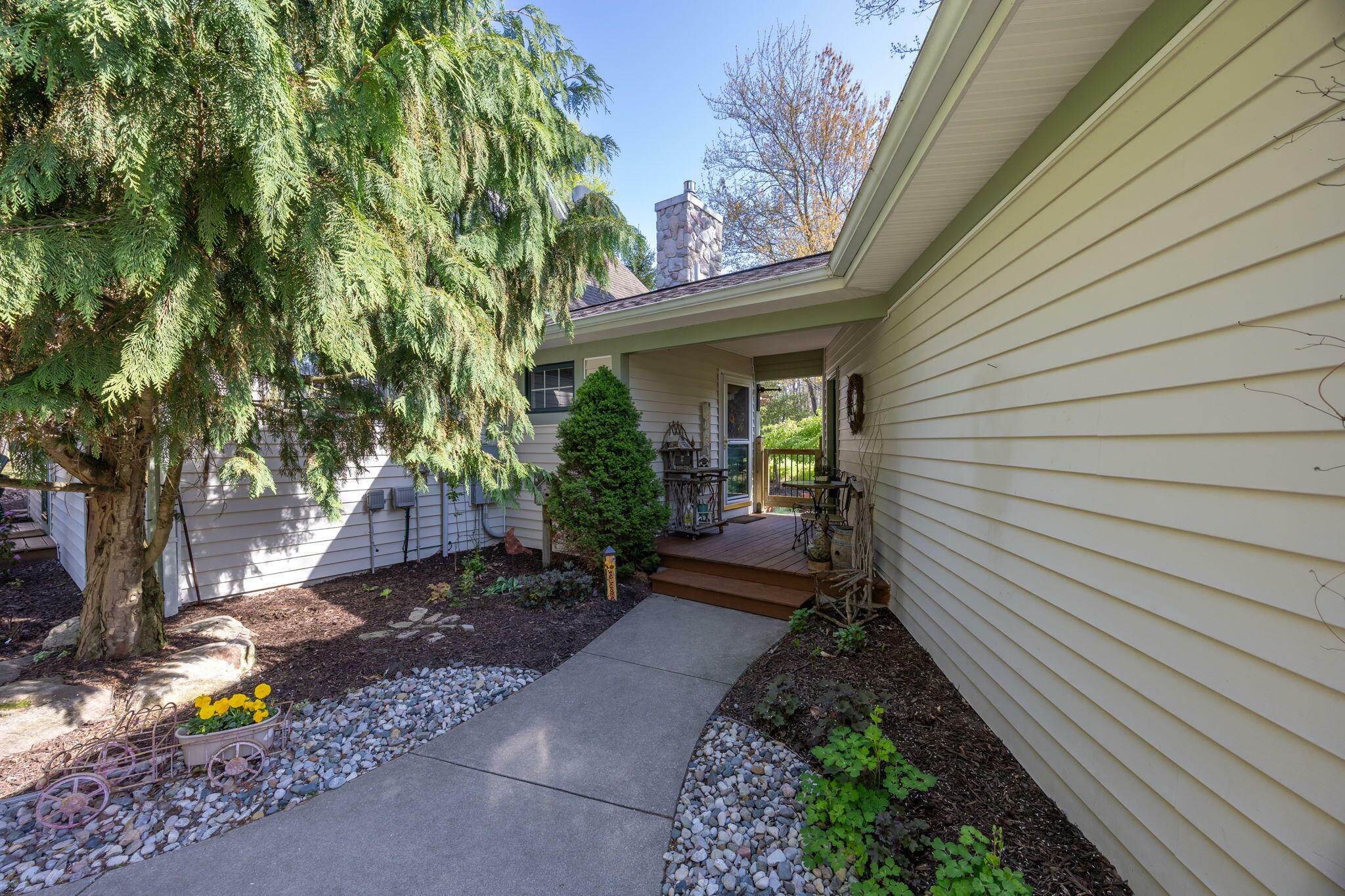 Property Photo:  9362 Clubhouse Drive  W  MI 49346 