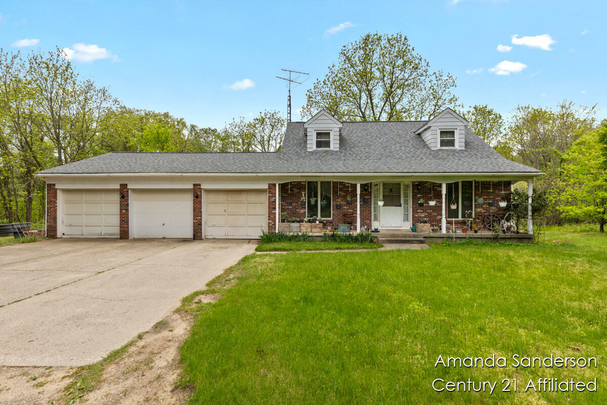 10751 12th Avenue NW  Grand Rapids MI 49534 photo