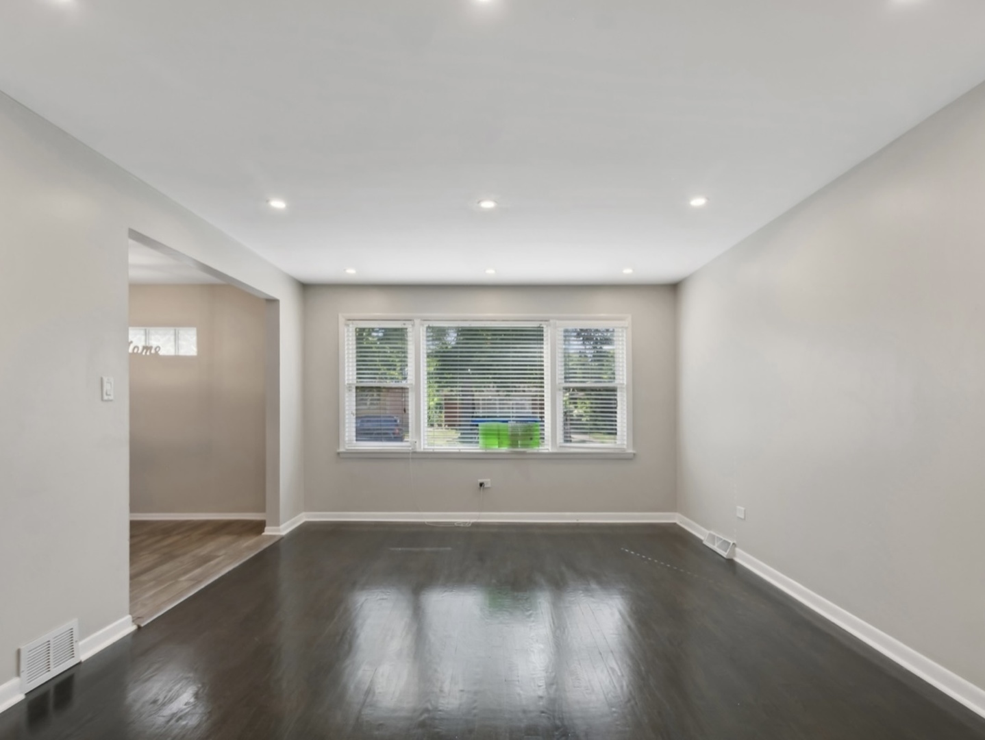 Property Photo: 15105 Irving Avenue IL 60419