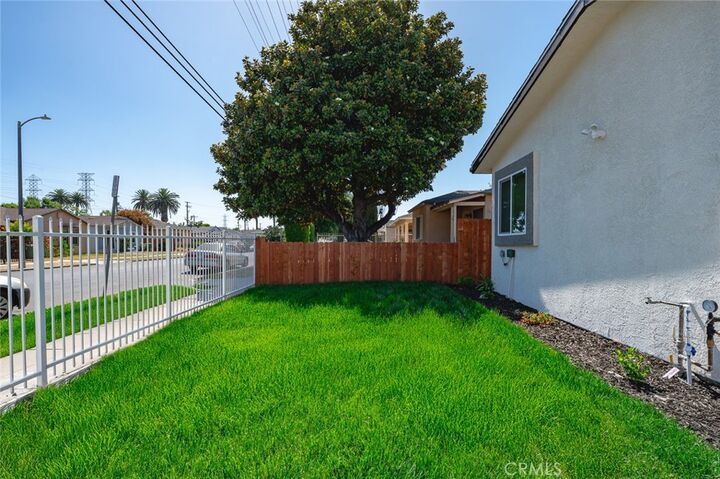 Property Photo:  939 E 97th Street  CA 90002 