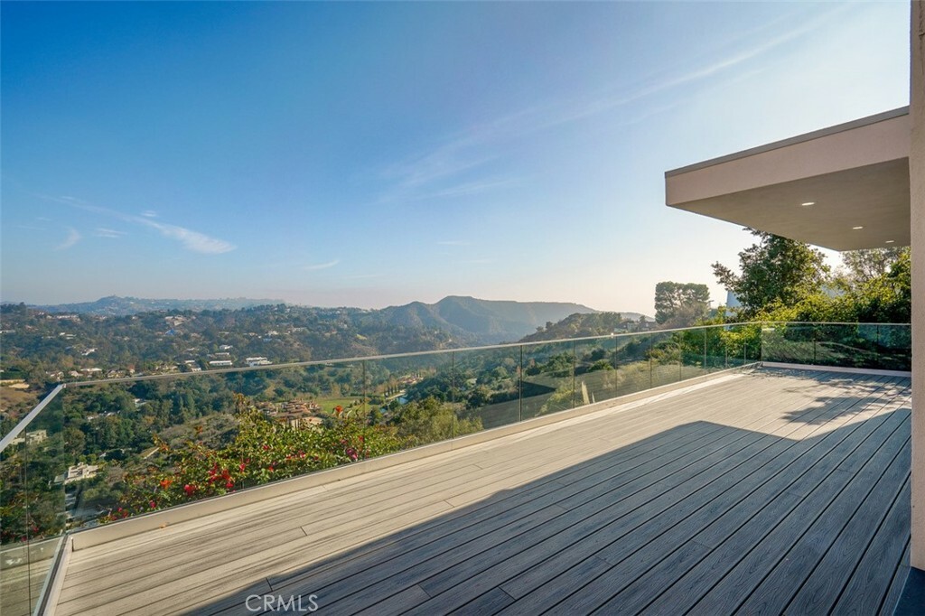 Property Photo:  2716 Angelo Drive  CA 90077 