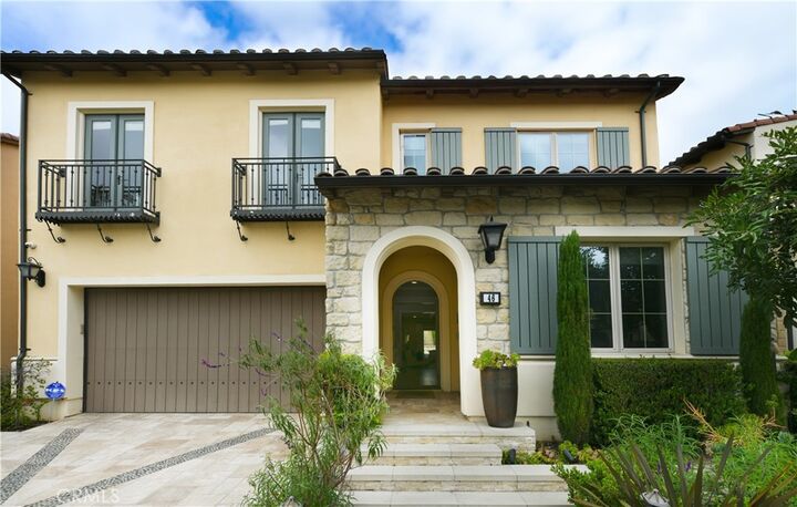 Property Photo:  46 Shadybend  CA 92602 