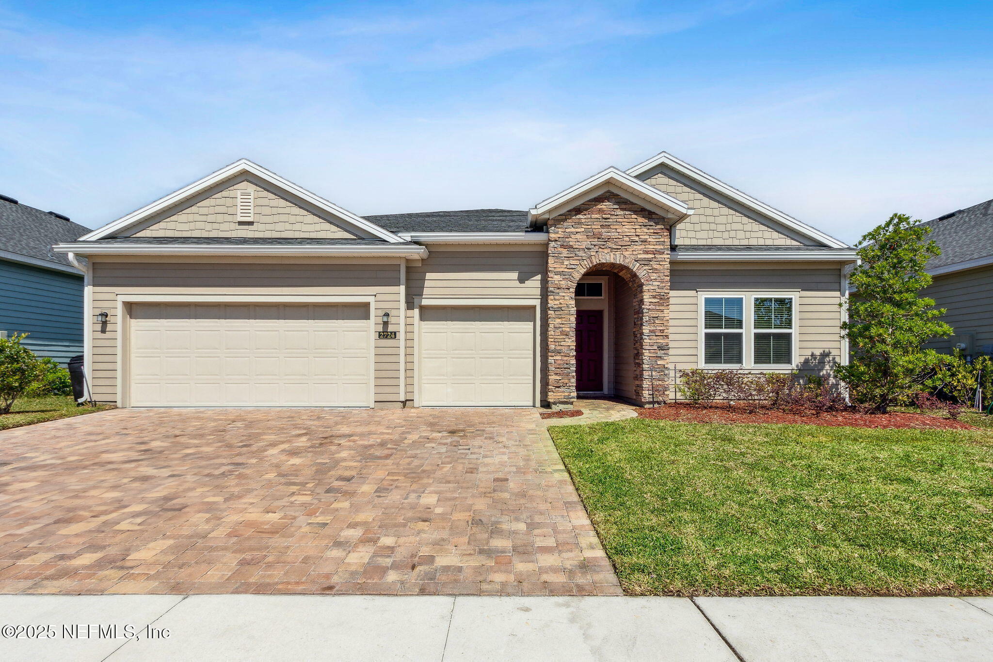 Property Photo: 2724 White Cedar Lane FL 32043