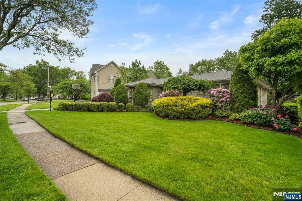 Property Photo: 252 Oak Avenue NJ 07661