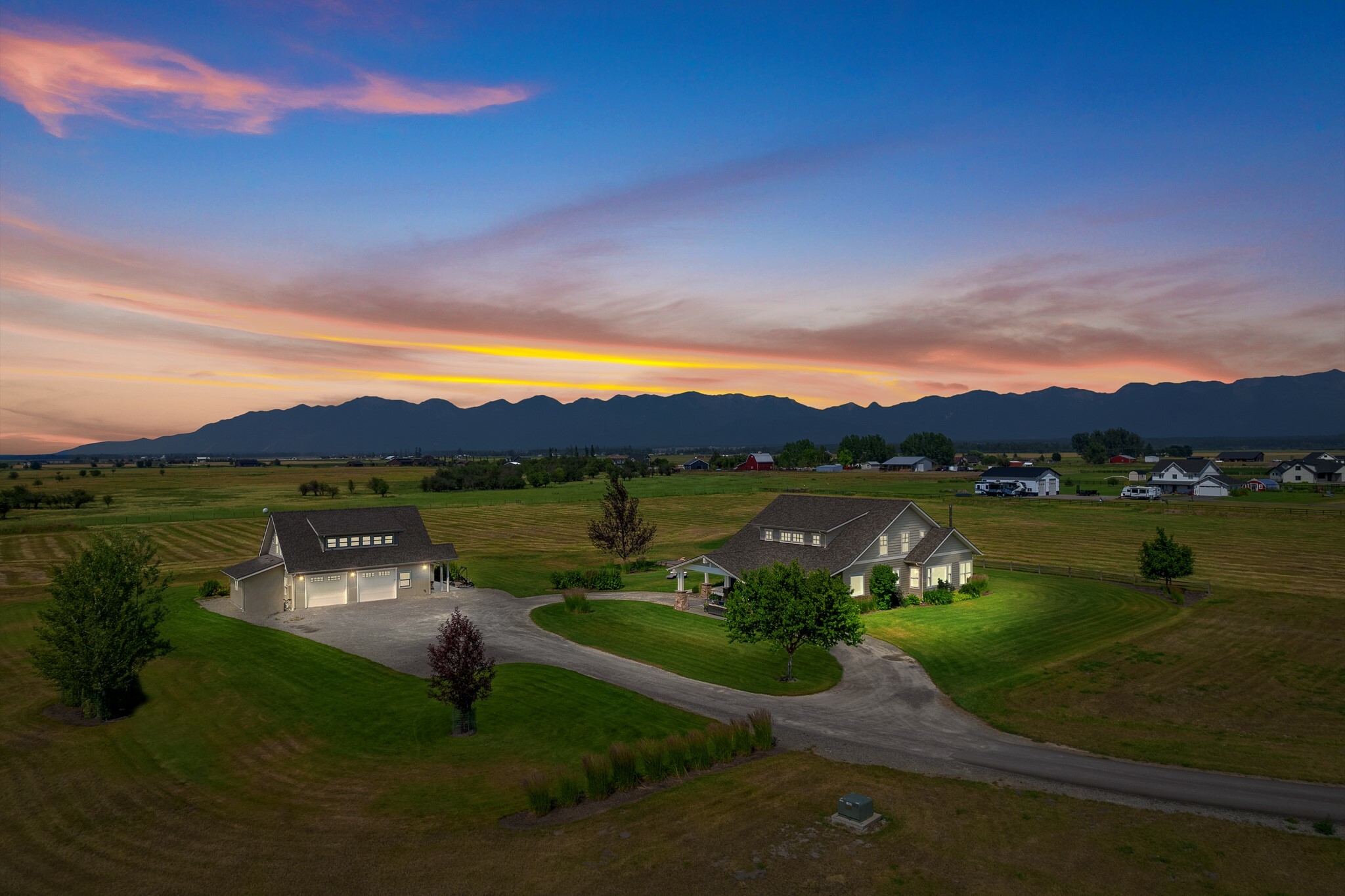 Property Photo: 1221 Majestic View Lane MT 59901