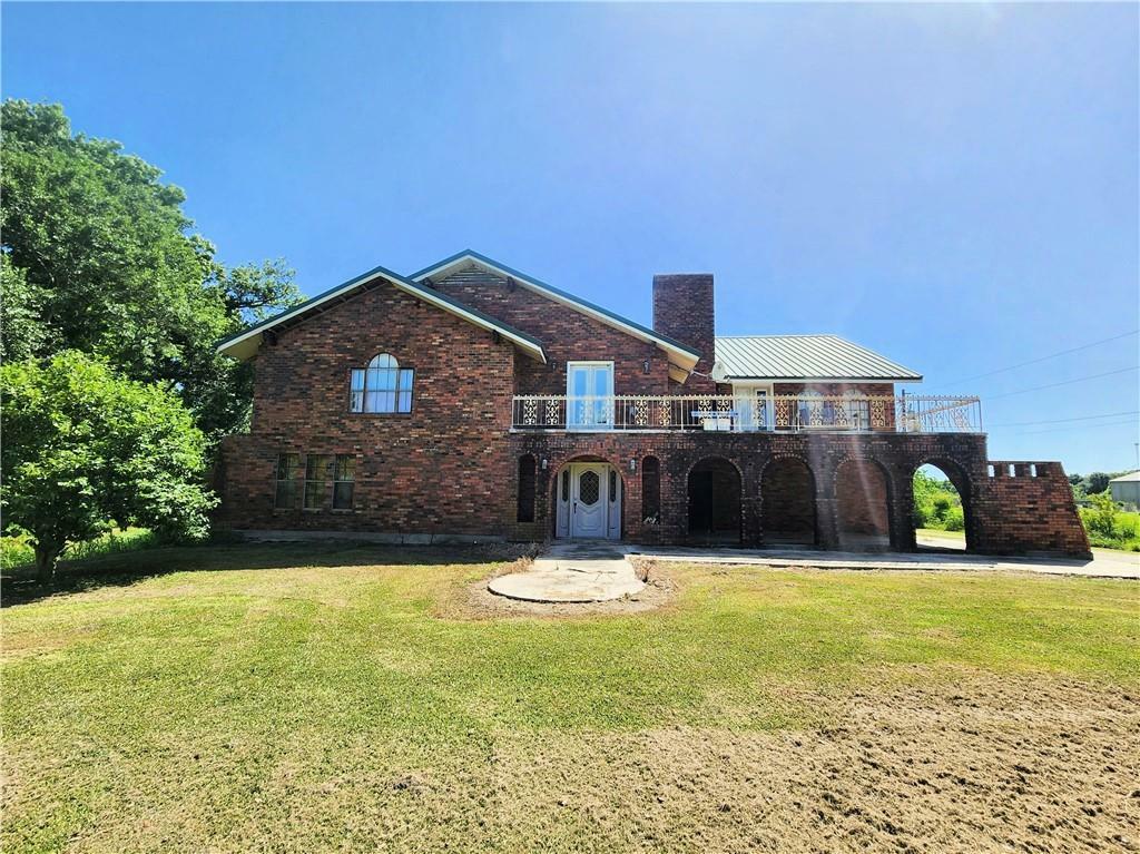 Property Photo: 30535 Highway 23 LA 70041