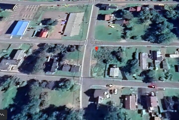 15 Elm Street — photo 1