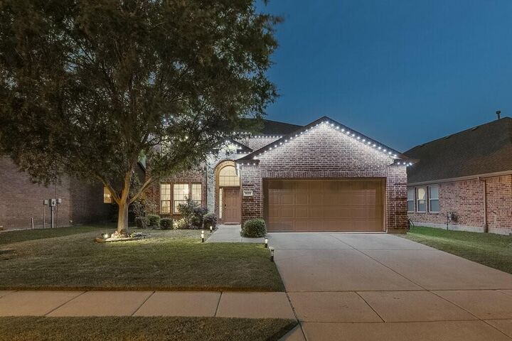 Property Photo:  925 Lake Grove Drive  TX 75068 