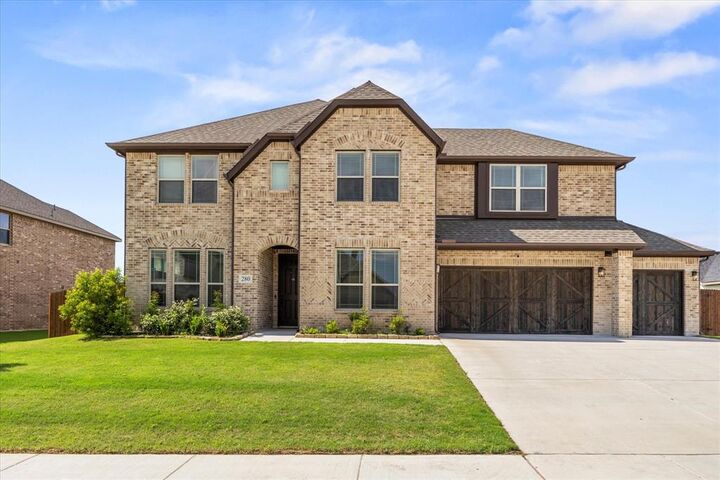 Property Photo: 280 Sparkling Springs Drive TX 75165