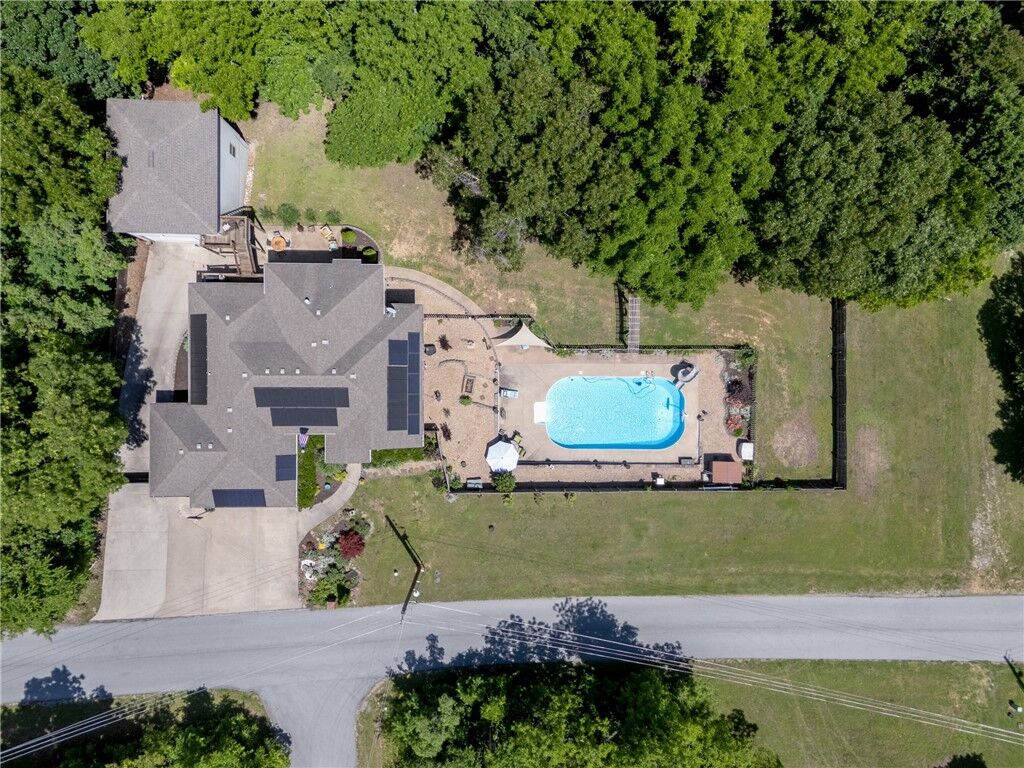 Property Photo:  17 Sandridge Drive  AR 72715 