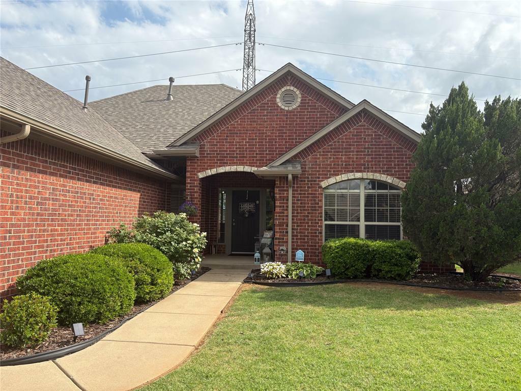 Property Photo:  1798 Long Trail  OK 73012 