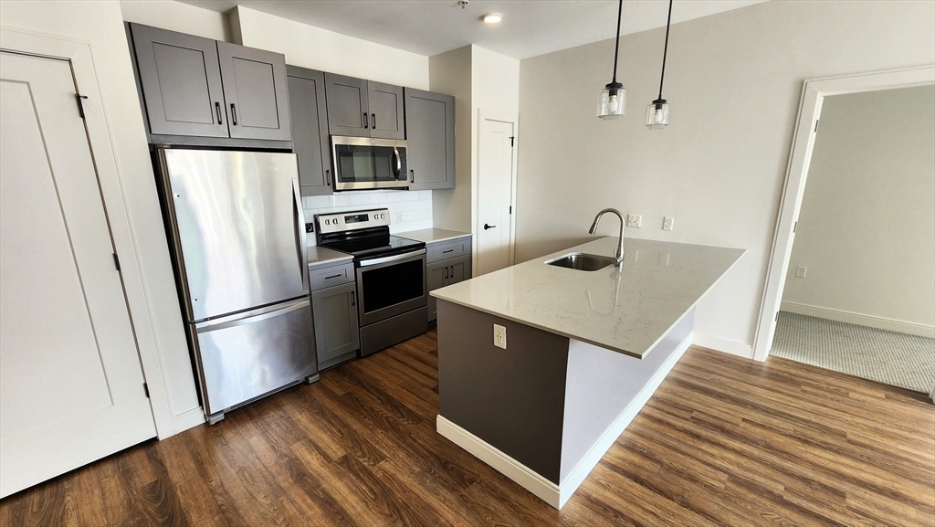 Property Photo: 275 2nd Ave 5070 MA 02494