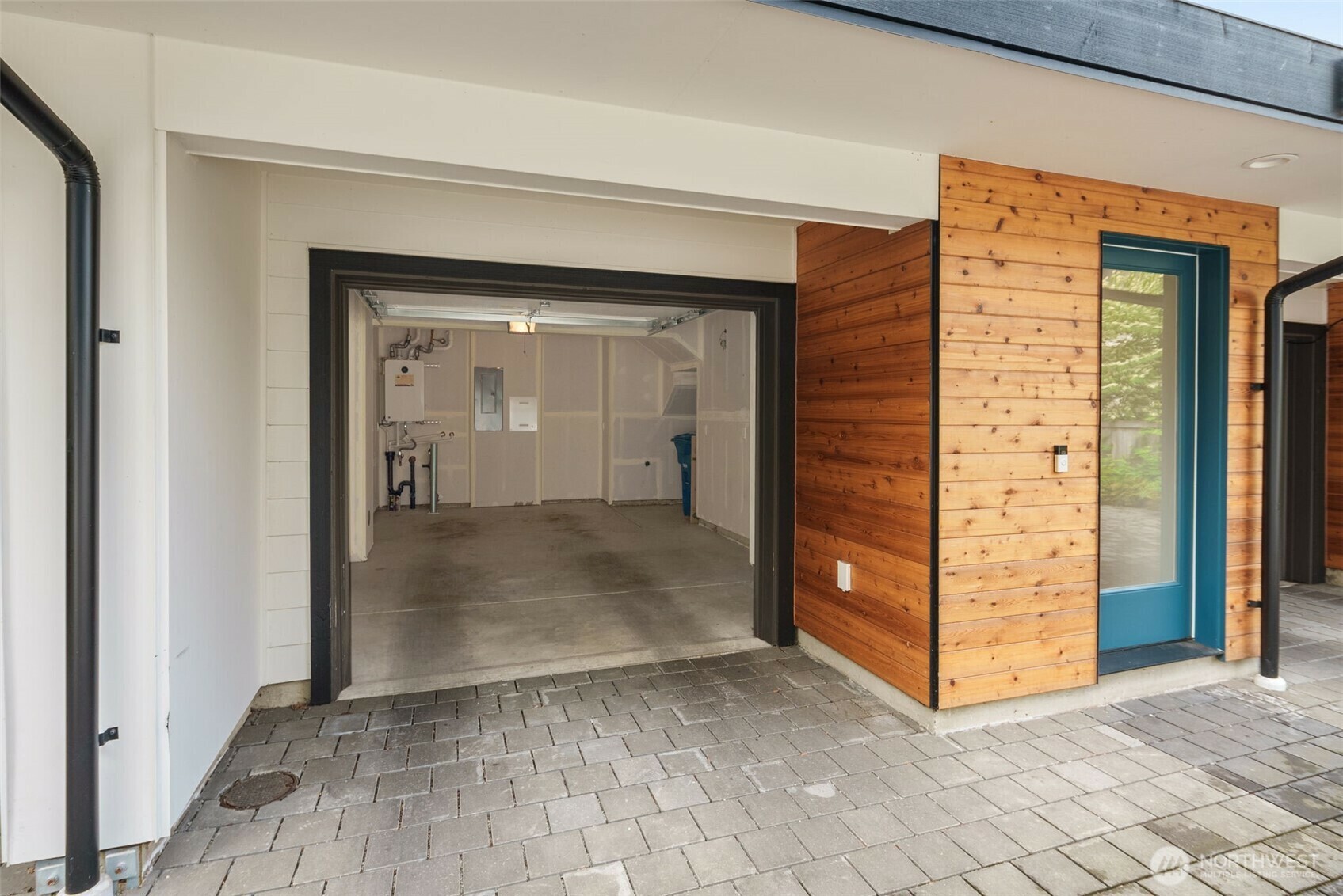 Property Photo:  3009 NE 130th Street B  WA 98125 