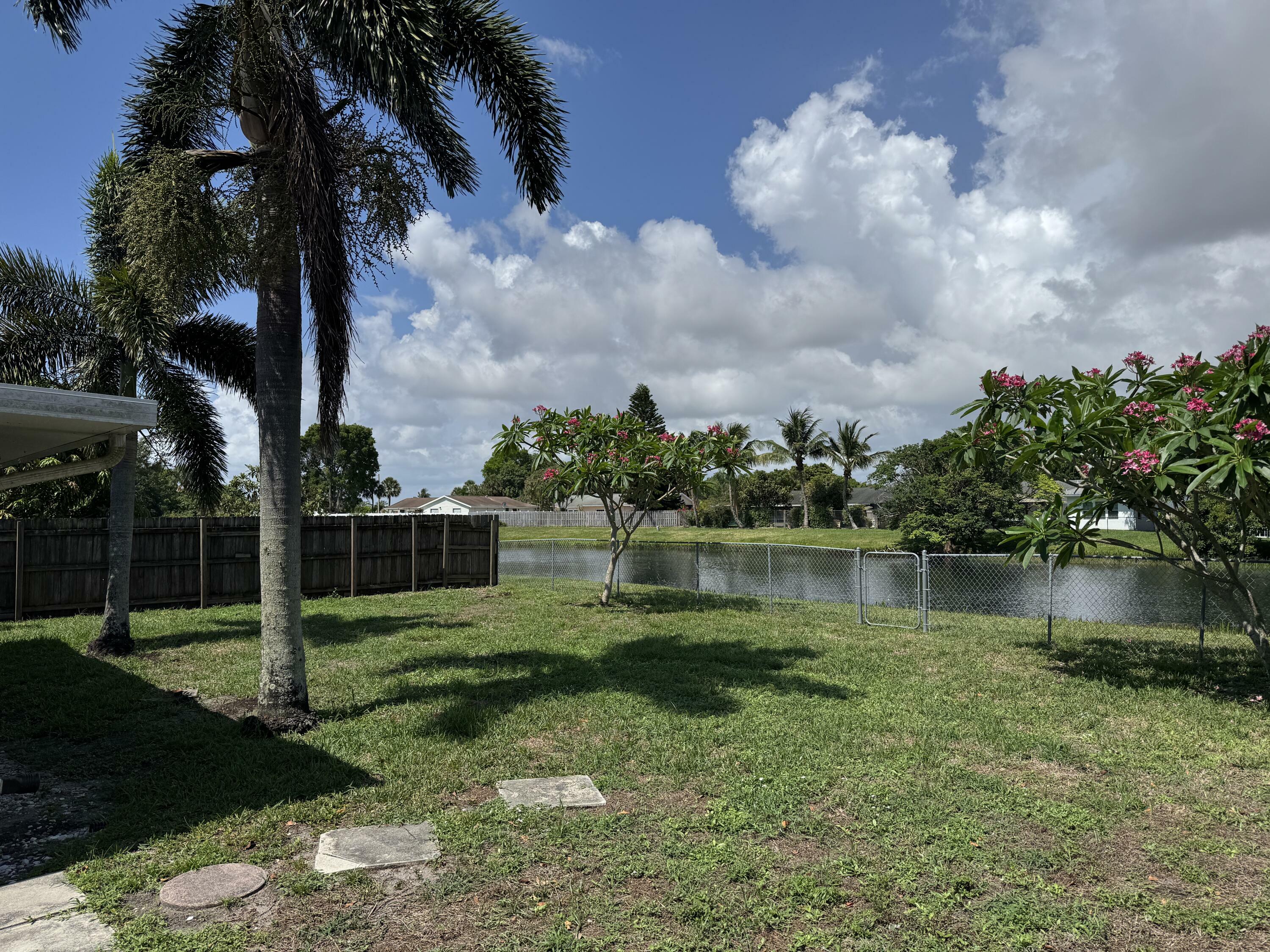 Property Photo: 8095 St John Avenue W FL 33472