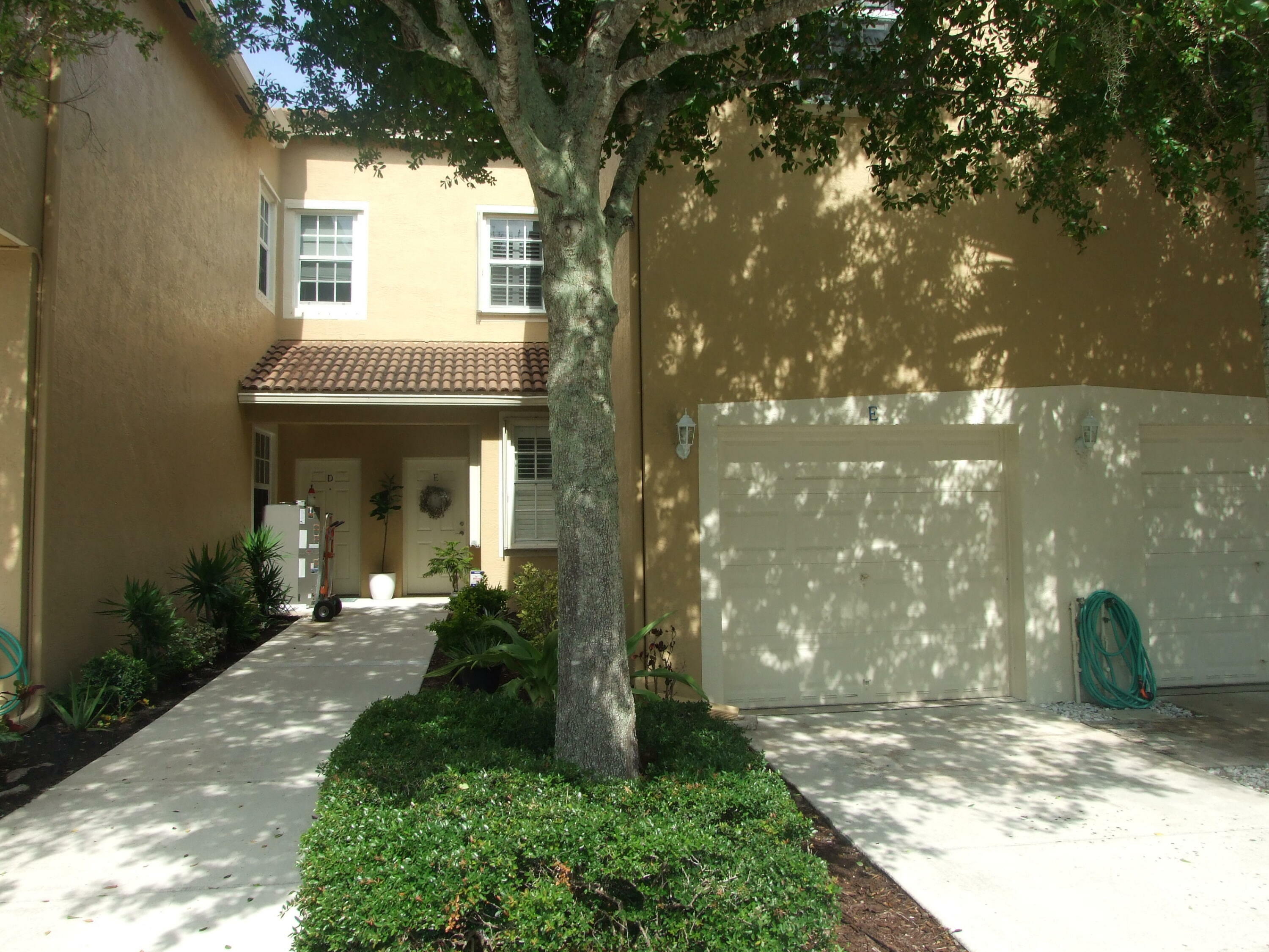 Property Photo: 156 Village Boulevard E FL 33469