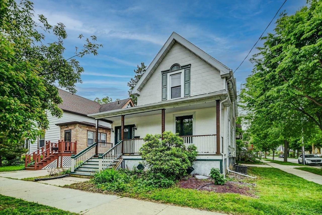 Property Photo: 1235 Chandler Street WI 53715