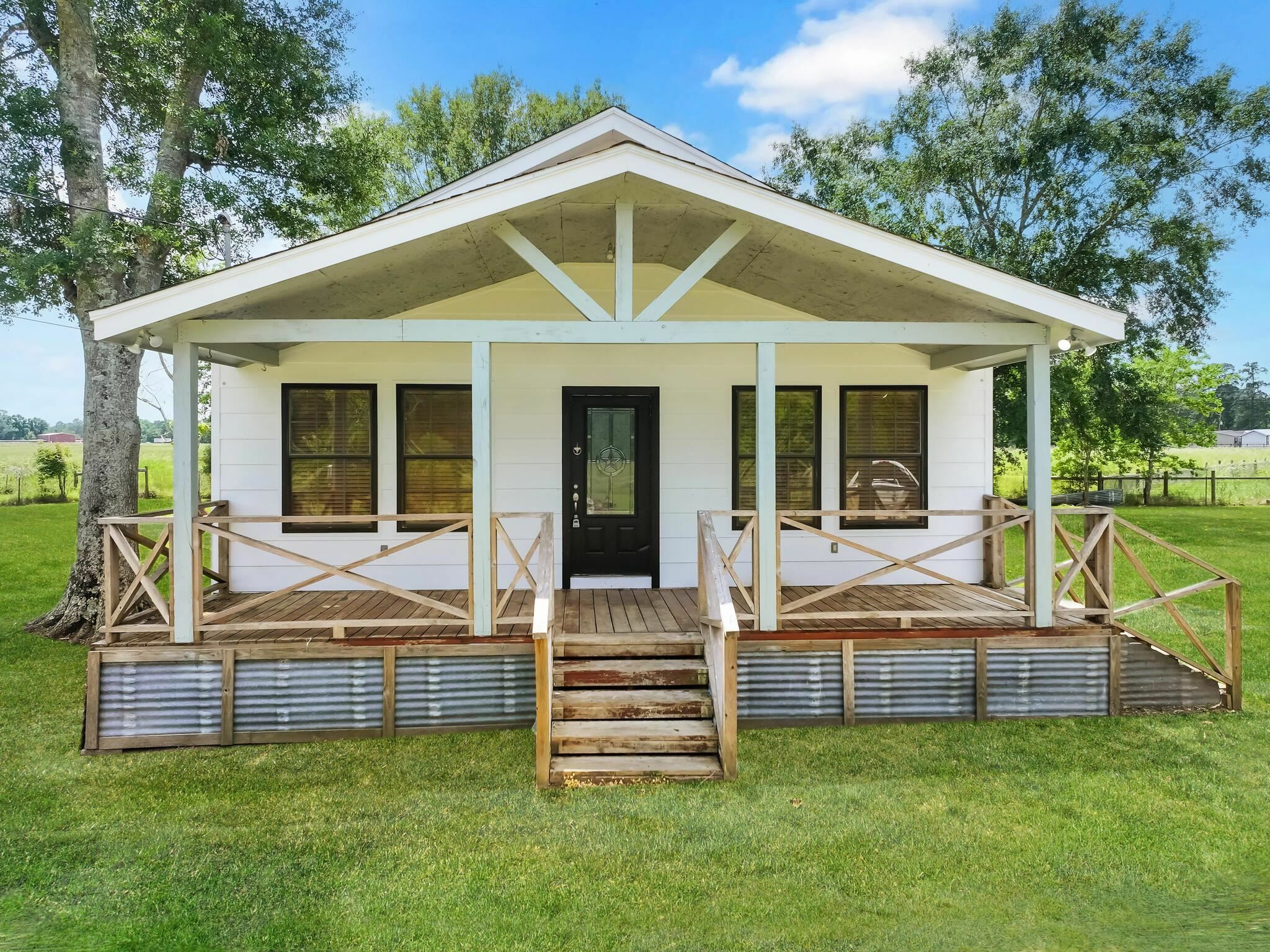 Property Photo:  2432 Hwy 327  TX 77625-6901 