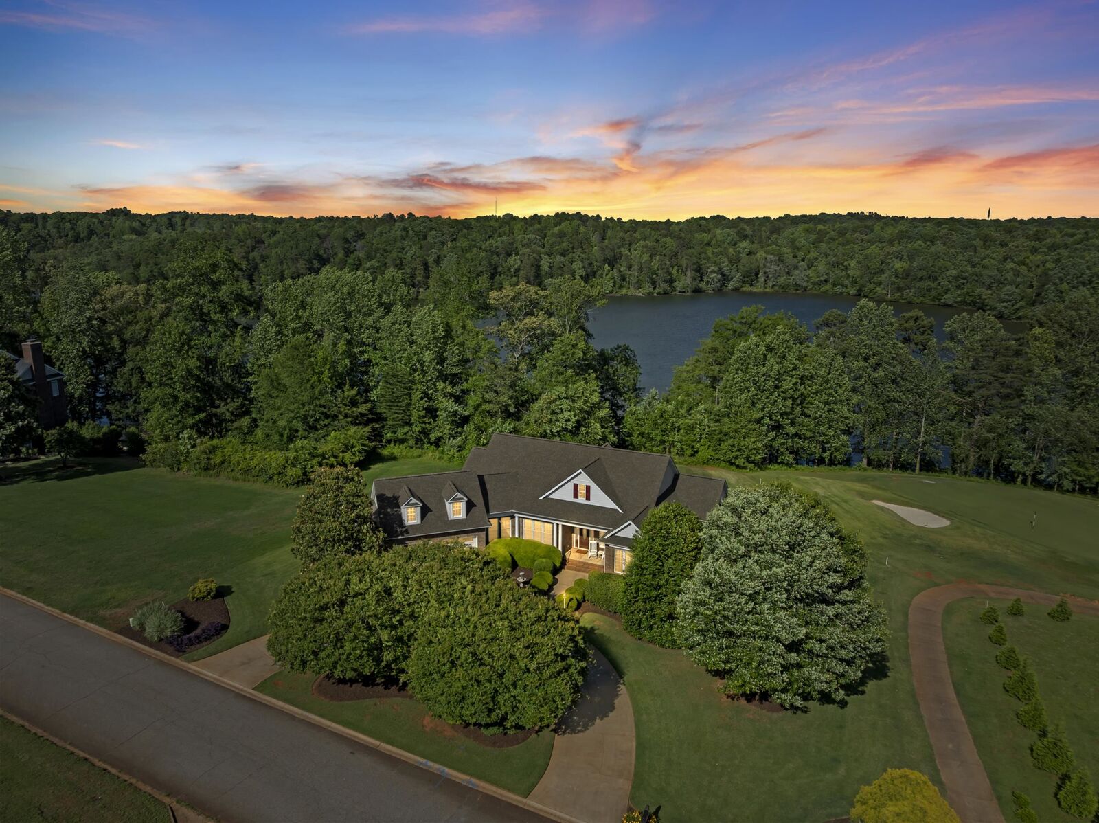 Property Photo: 404 N Tidewater Trail SC 29349