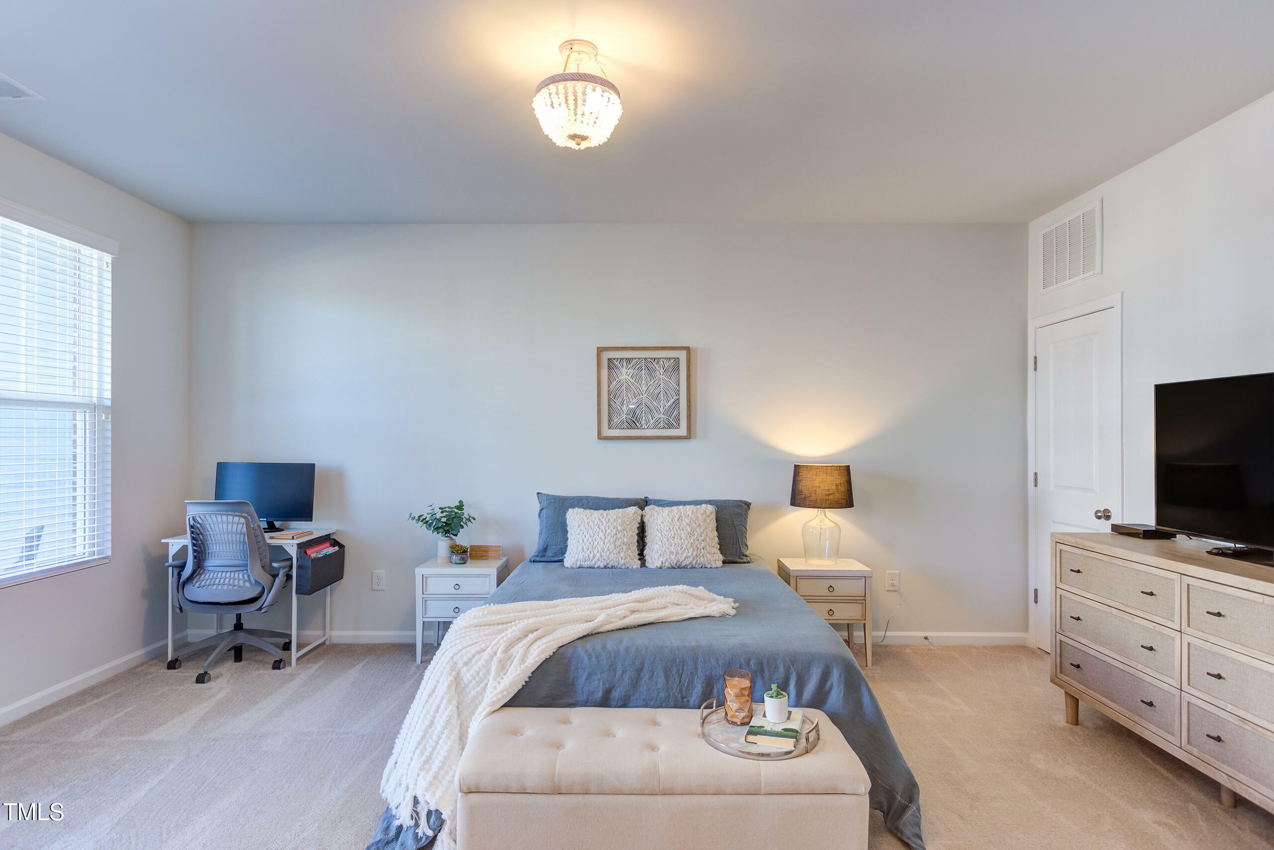 Property Photo: 2929 Great Lawn Road NC 27502