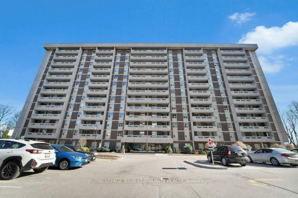 Property Photo: 50 Inverlochy Boulevard 1211 ON L3T 4T6