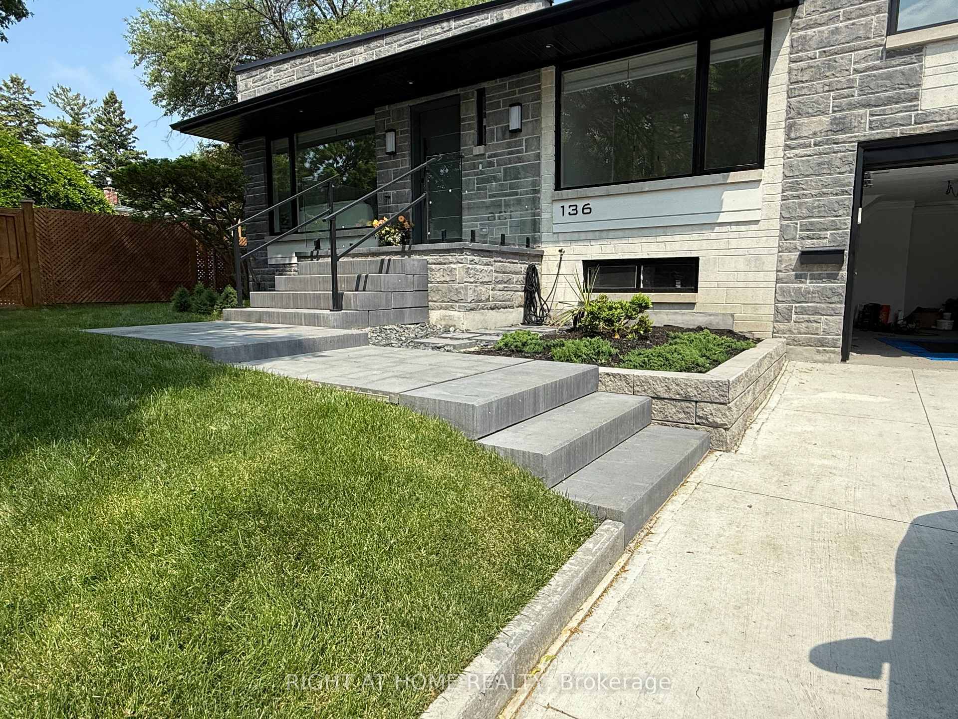 Property Photo: 136 Santa Barbara Road ON M2N 2C5