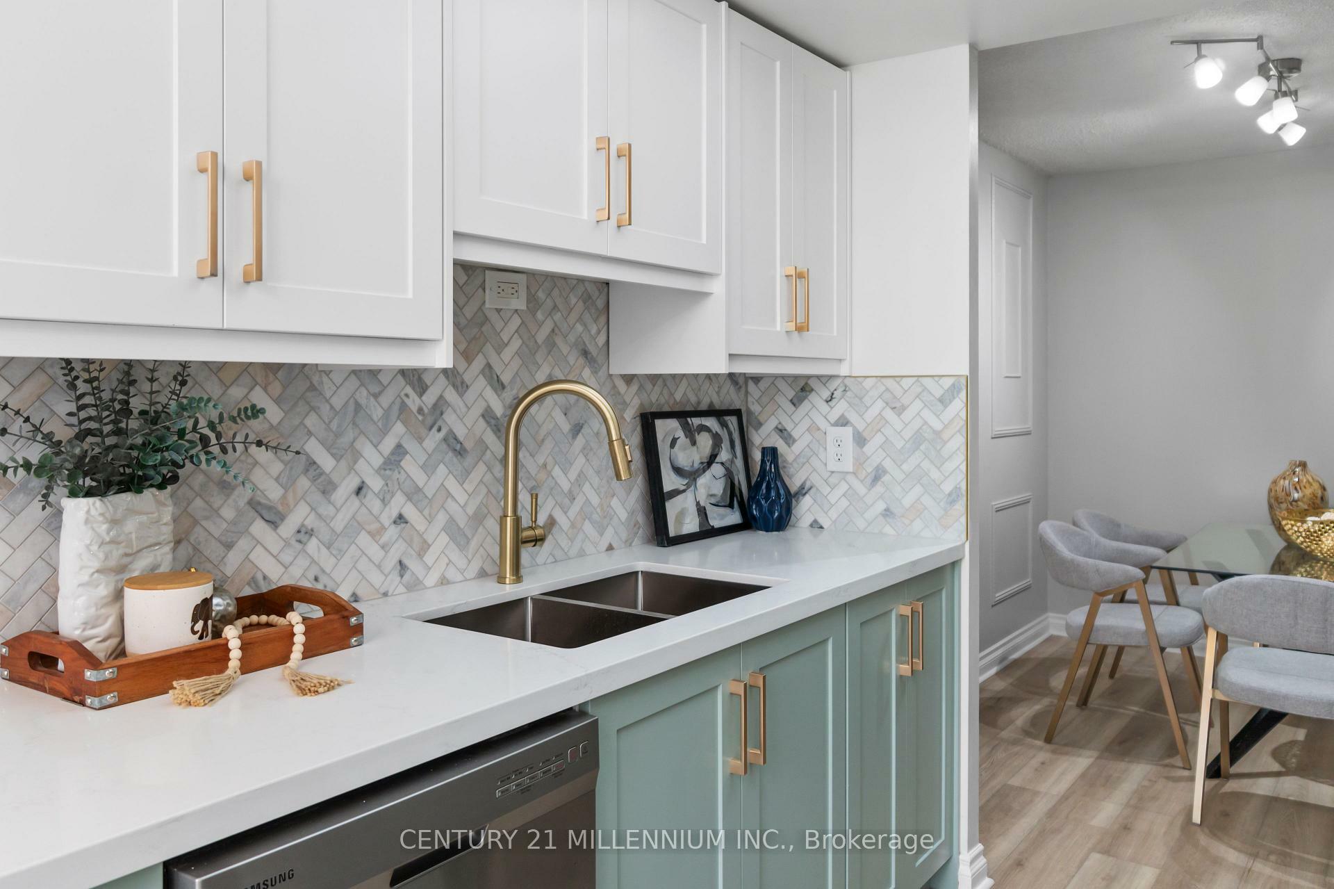 Property Photo:  5 Lisa Street 401  ON L6T 4T4 