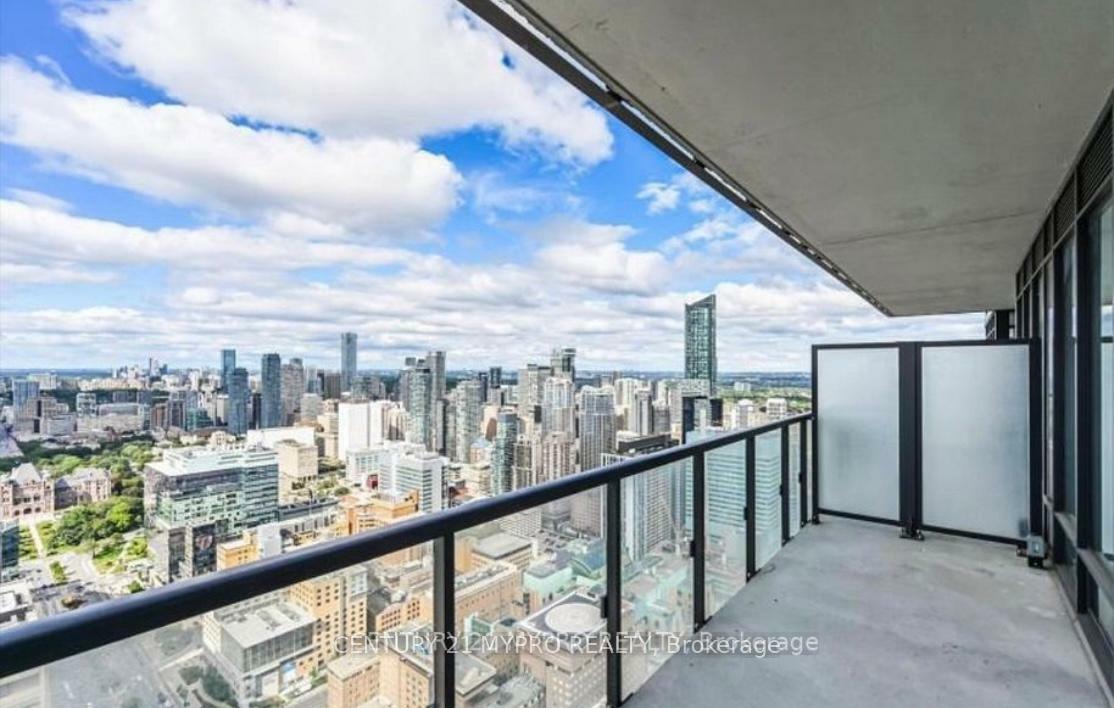 Property Photo: 488 University Avenue W 2401 ON M5G 1X3