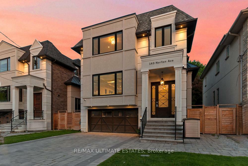 Photo de la propriété:  143 Norton Avenue  ON M2N 4A7 