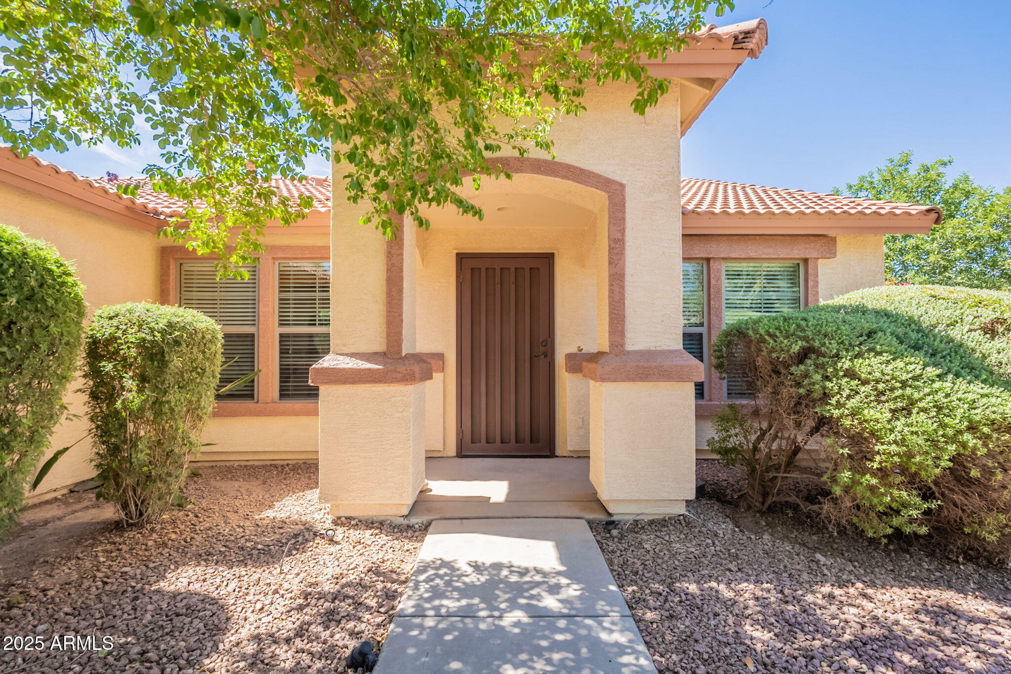 Property Photo: 3665 E Thames Way AZ 85140