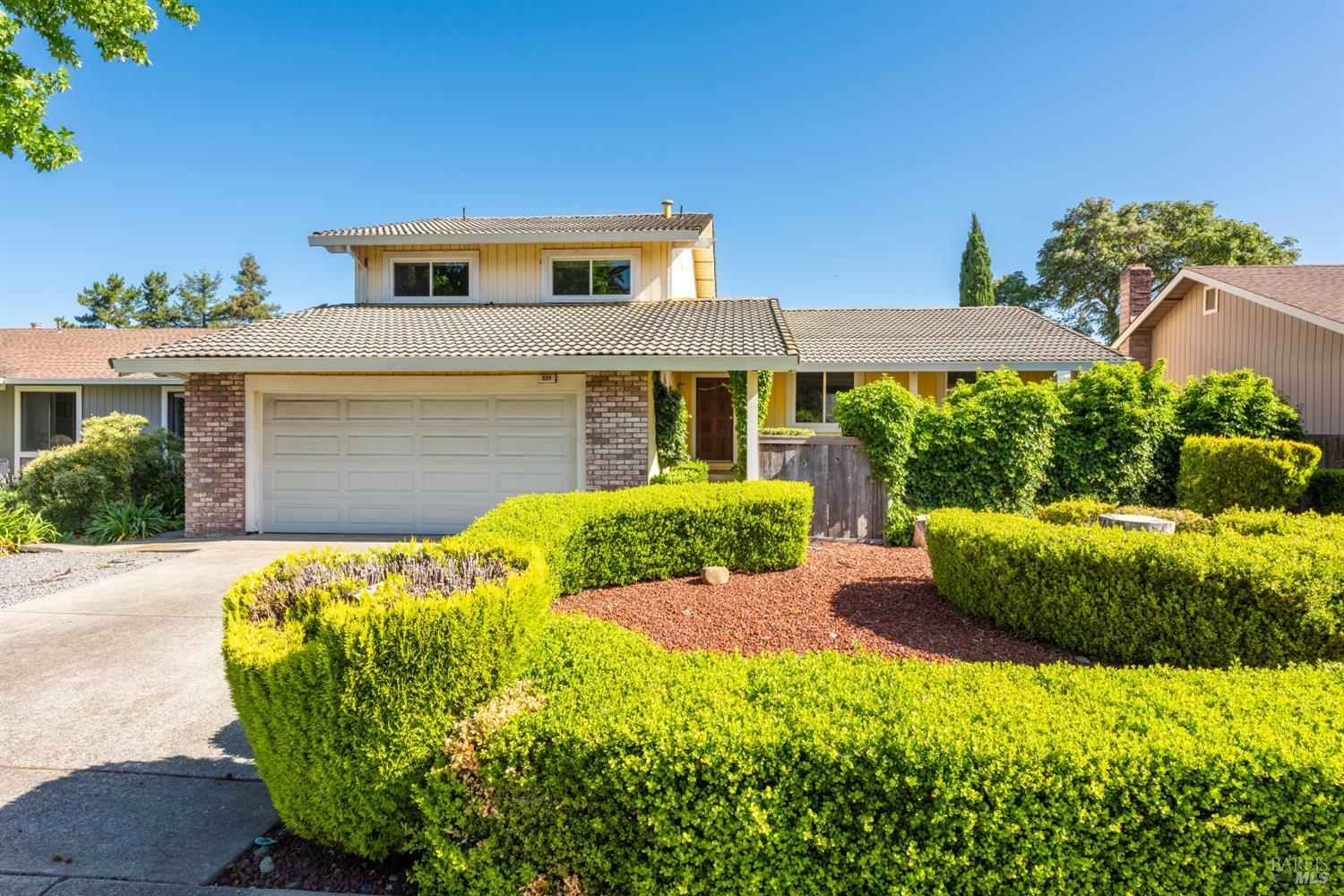 Property Photo: 820 Holly Avenue CA 94928