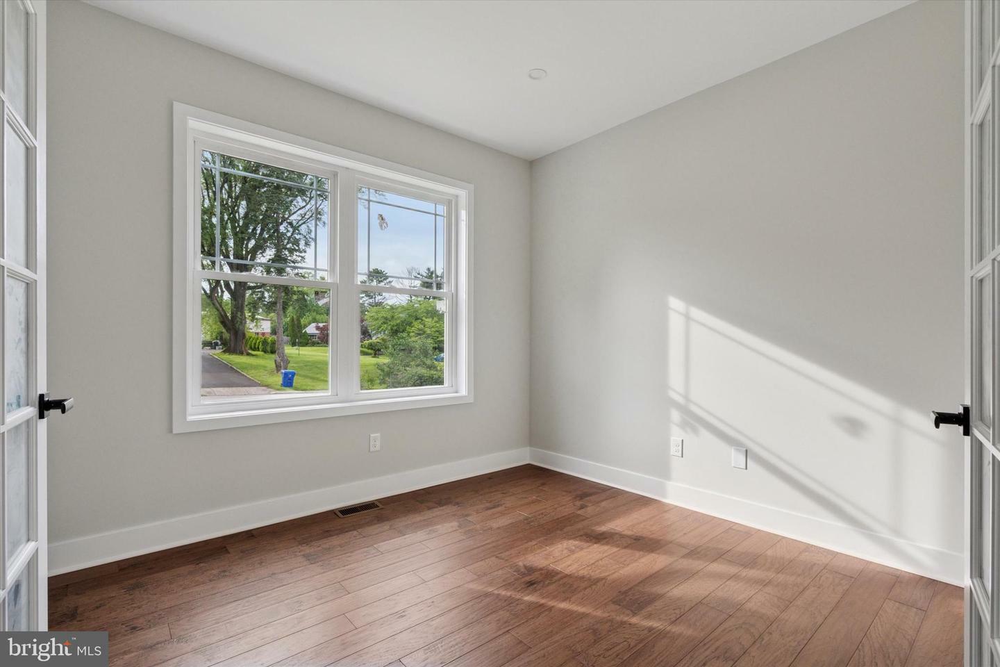 Property Photo: 721 Walden Road PA 19027