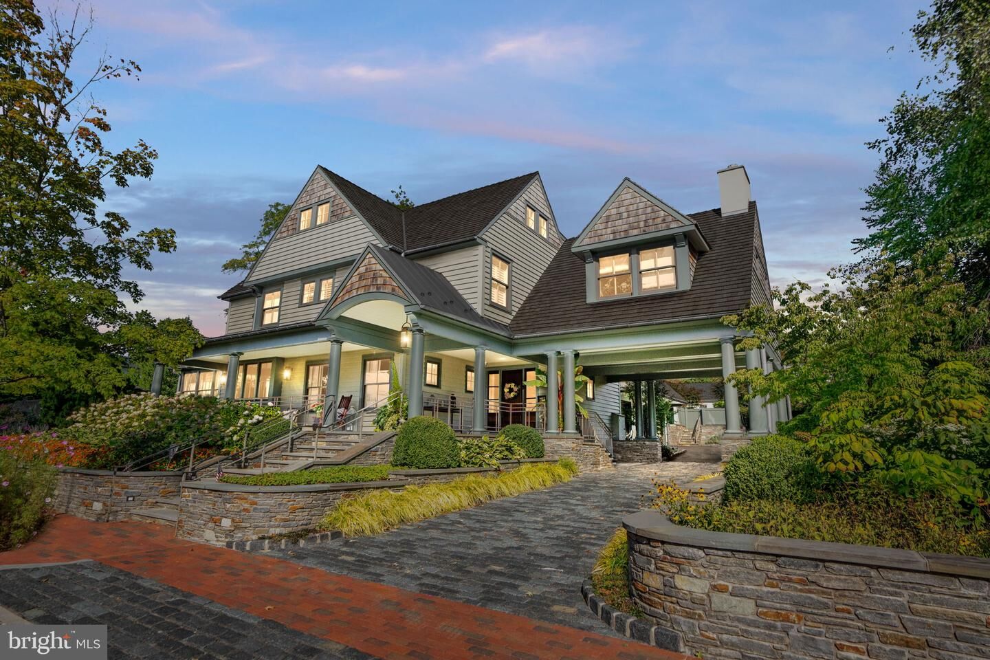 Property Photo:  155 E Oakland Avenue  PA 18901