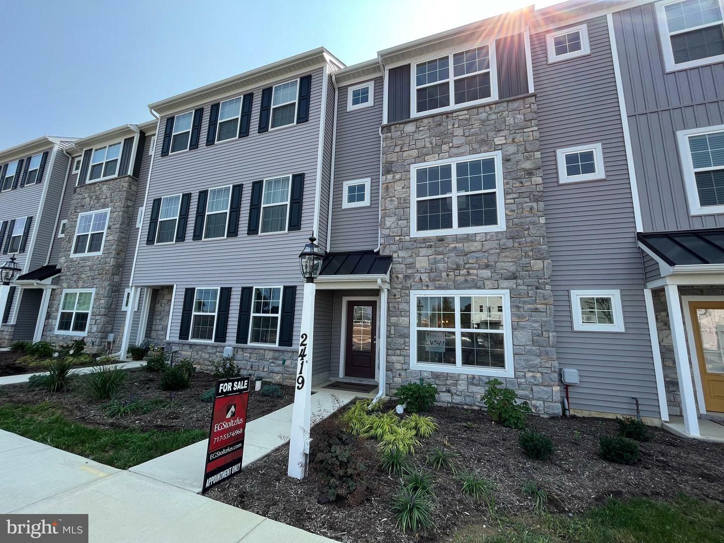 Property Photo: 2471 Spring Water Circle PA 17601