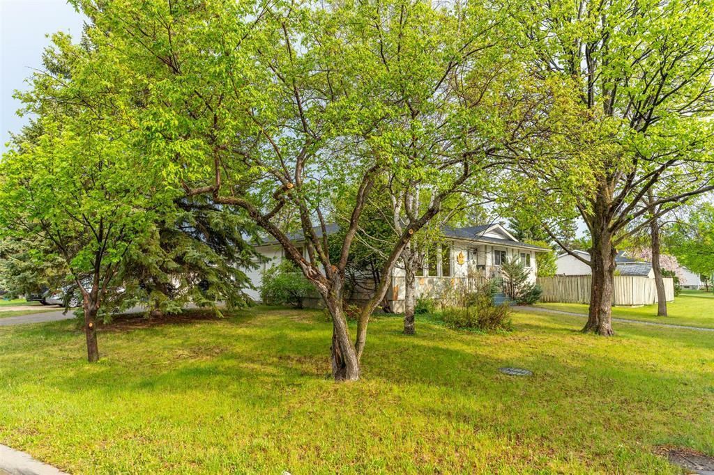 Property Photo: 39 Prescot Road MB R3T 3X4