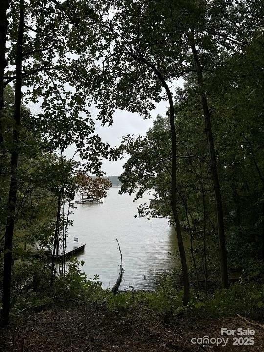 Property Photo: 7116 Nancy Lee Circle NC 28673
