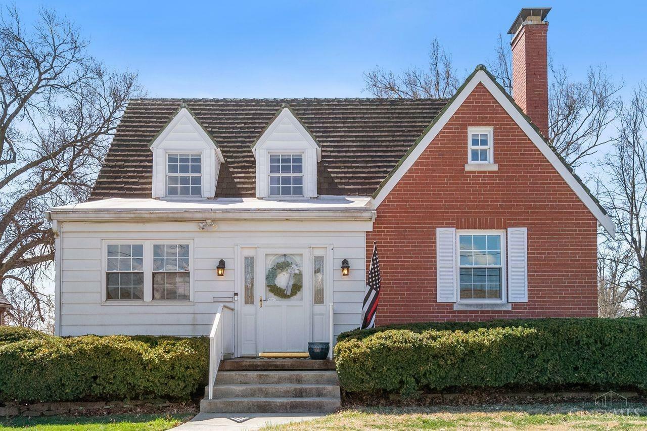Property Photo: 5573 Surrey Avenue OH 45248