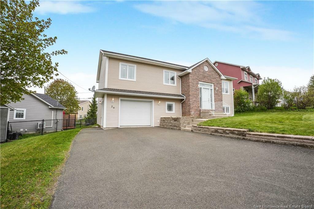Photo de la propriété: 29 Benjamin Drive NB E3J 9X1