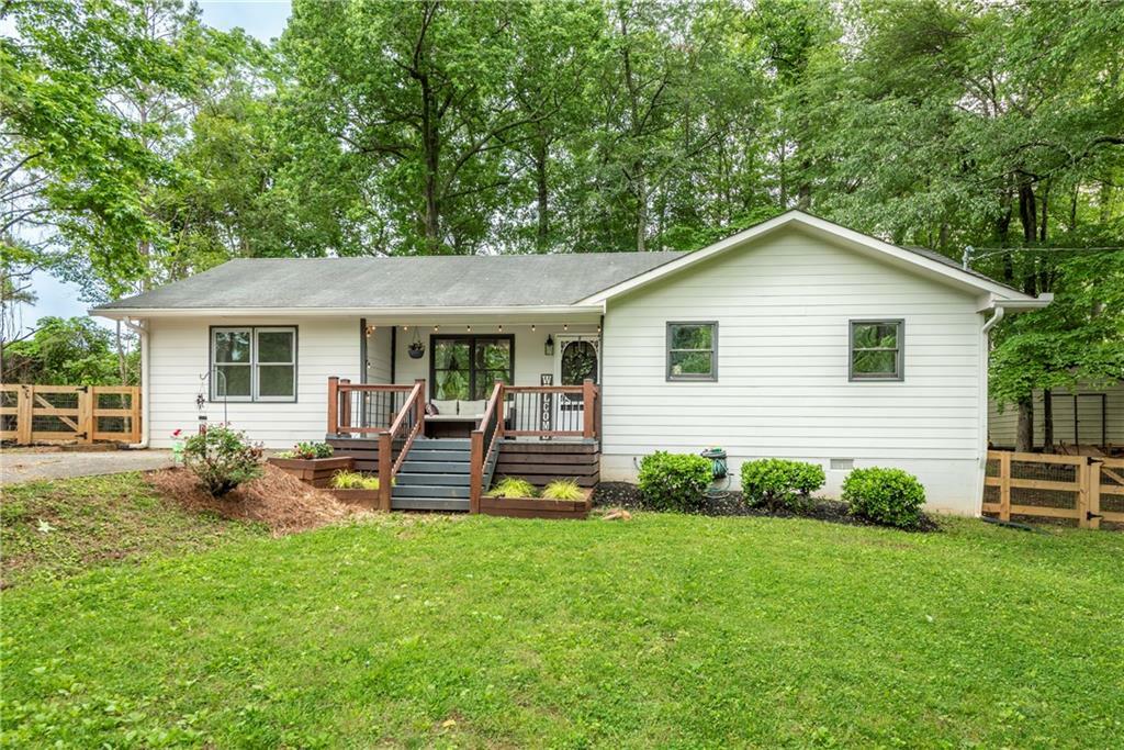 Property Photo: 795 Pioneer Road GA 30143
