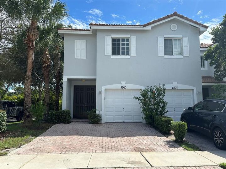 8700 Cypress Walk Ct  Tamarac FL 33321 photo