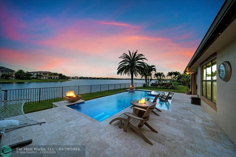 Property Photo: 8890 Carrington Ave FL 33076