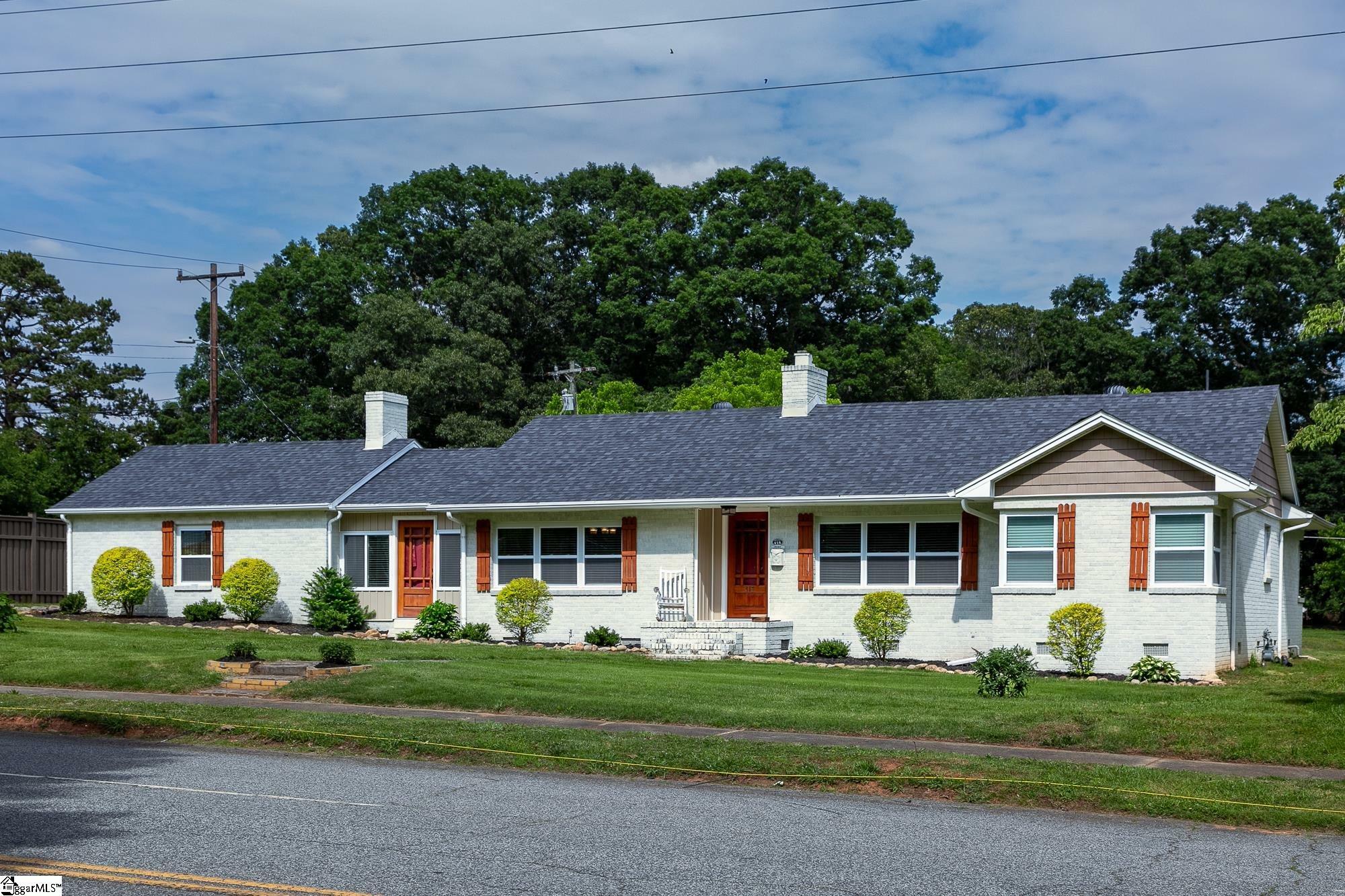 Property Photo: 418 N Alabama Avenue SC 29323