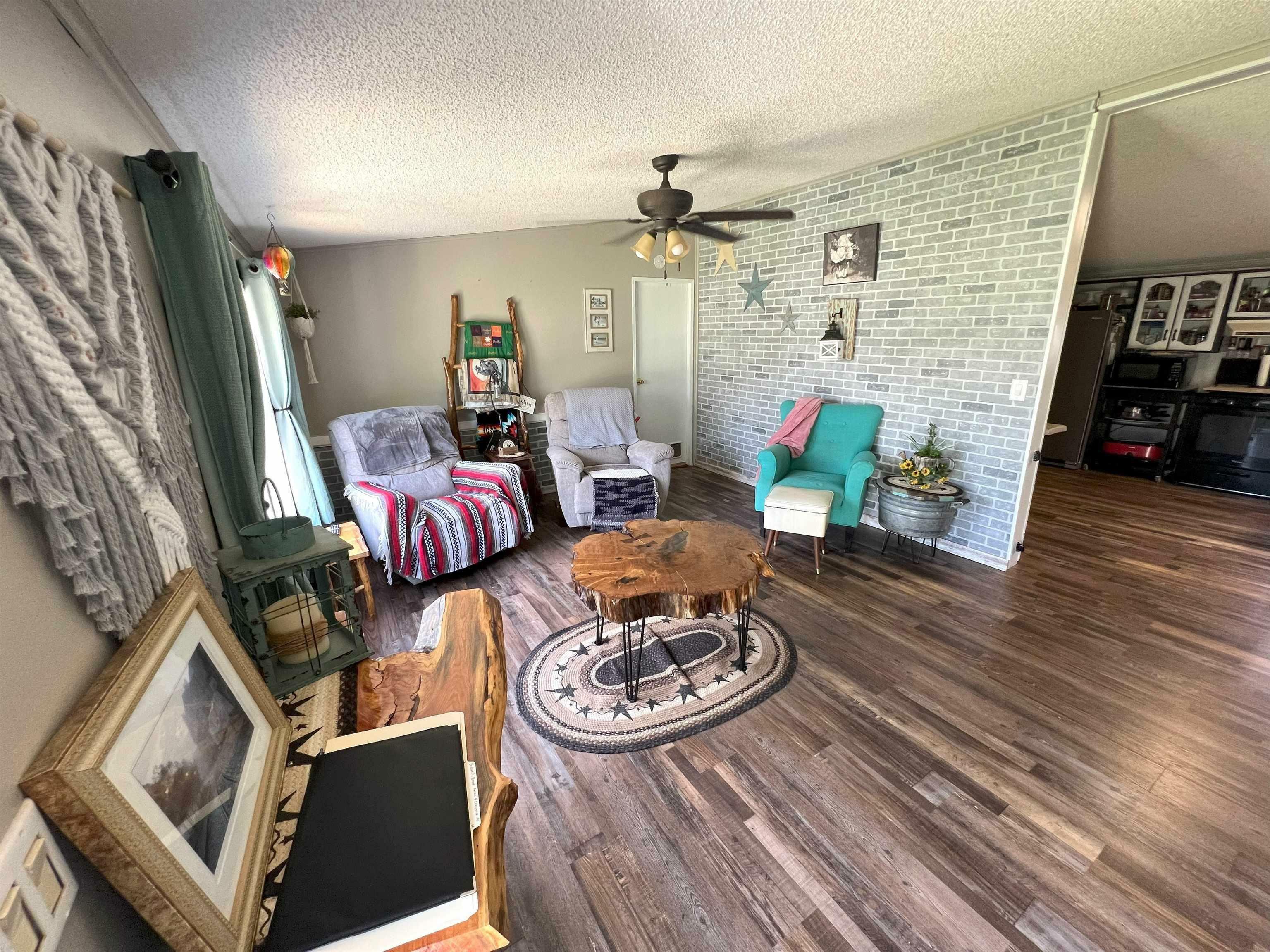 Property Photo: 215 Church St IA 50456
