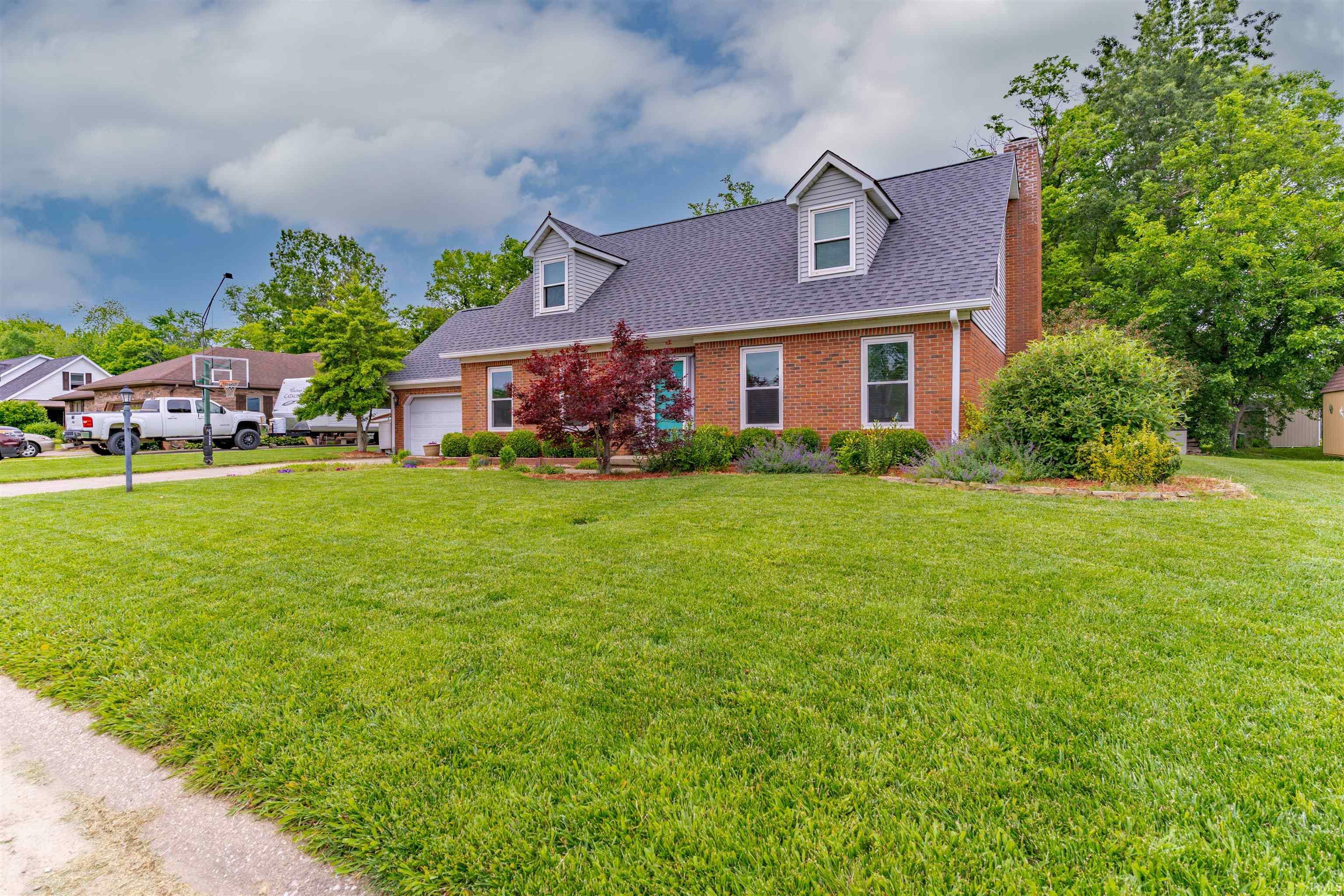 Property Photo:  620 Bob Court  IN 47711 