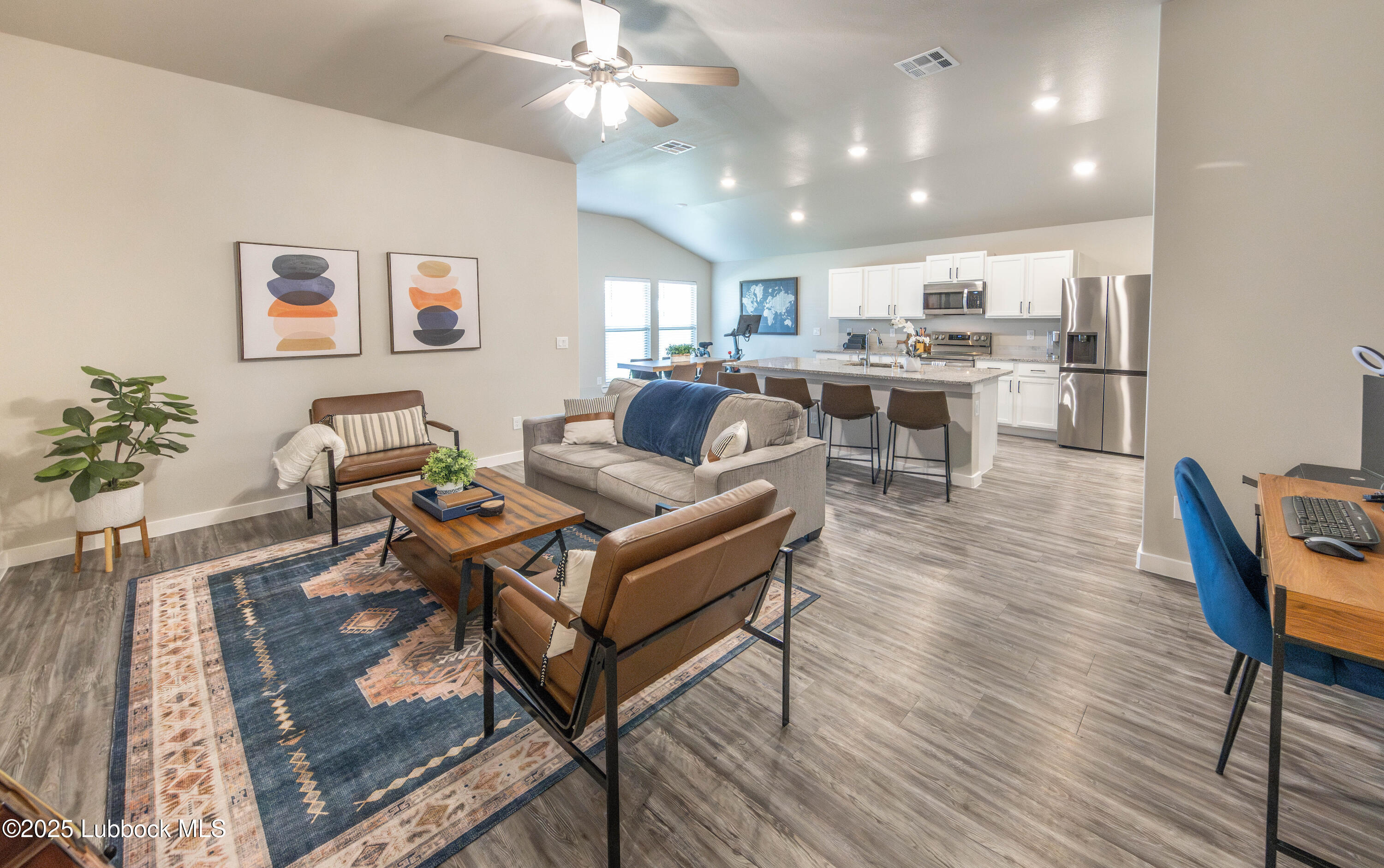 Property Photo: 3222 Volney Avenue TX 79407