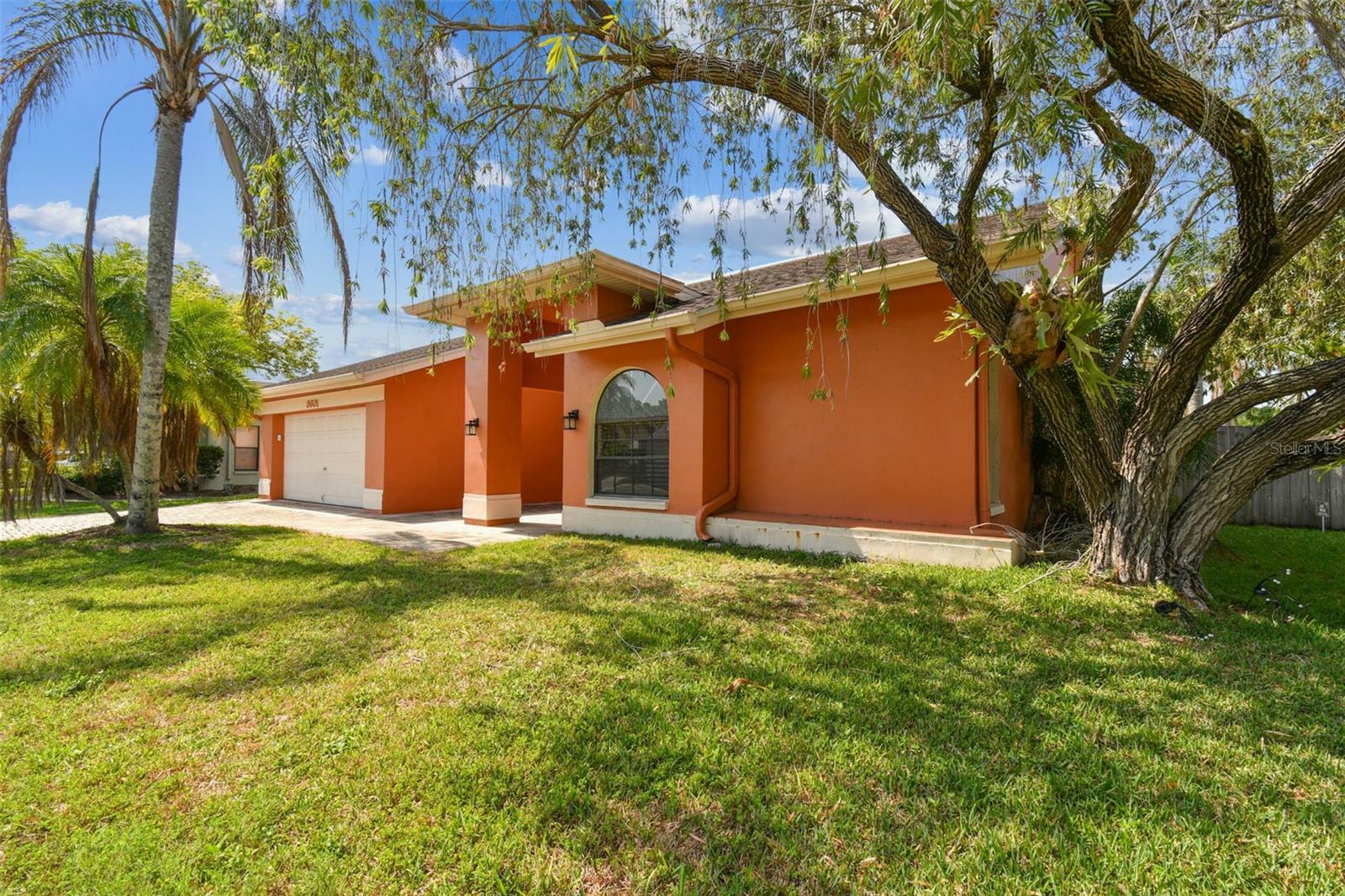 Property Photo: 8601 Chadwick Drive FL 33635